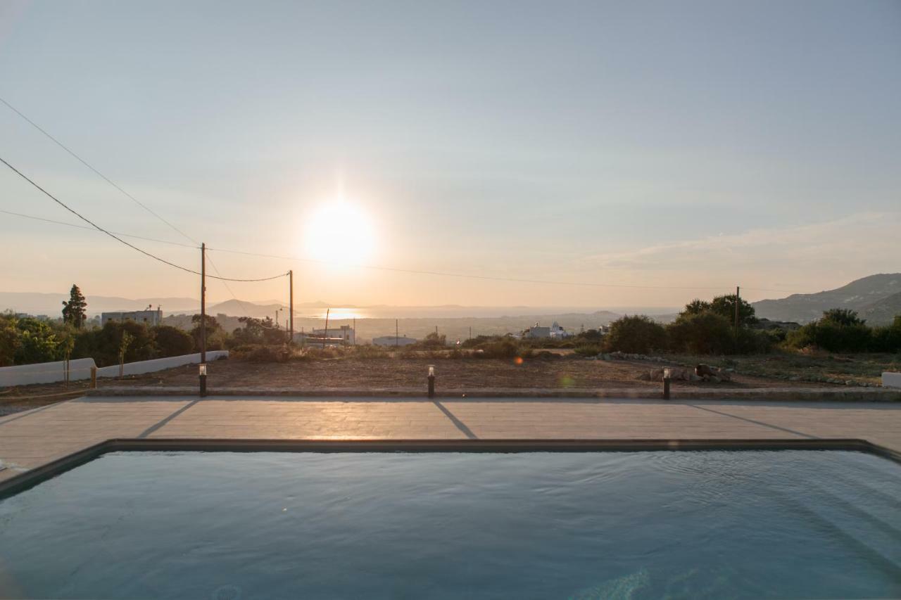 Naxos Infinity Villa And Suites Galanado Экстерьер фото