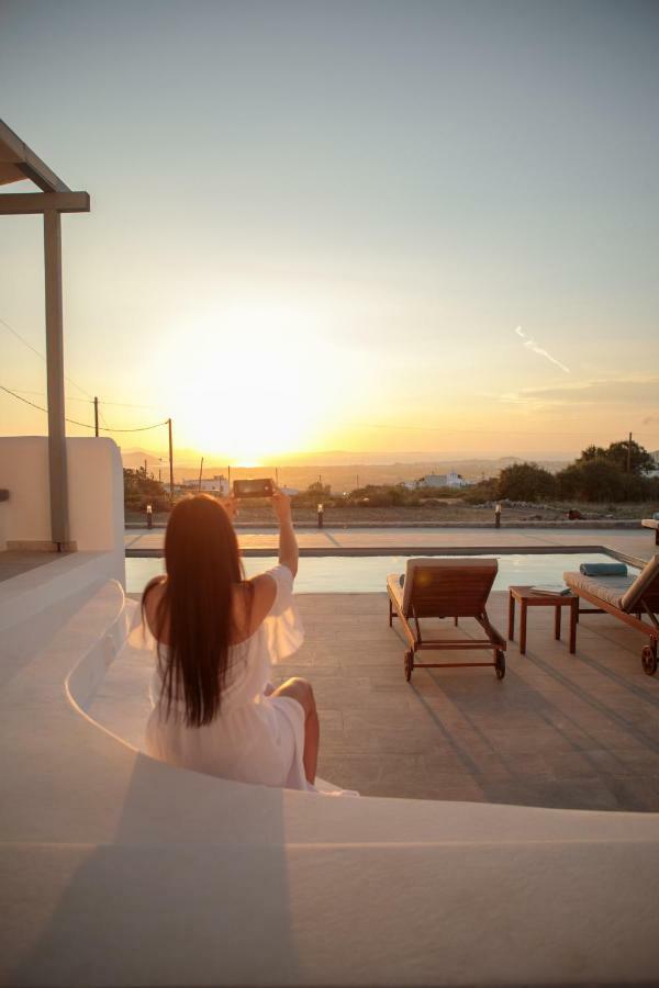 Naxos Infinity Villa And Suites Galanado Экстерьер фото