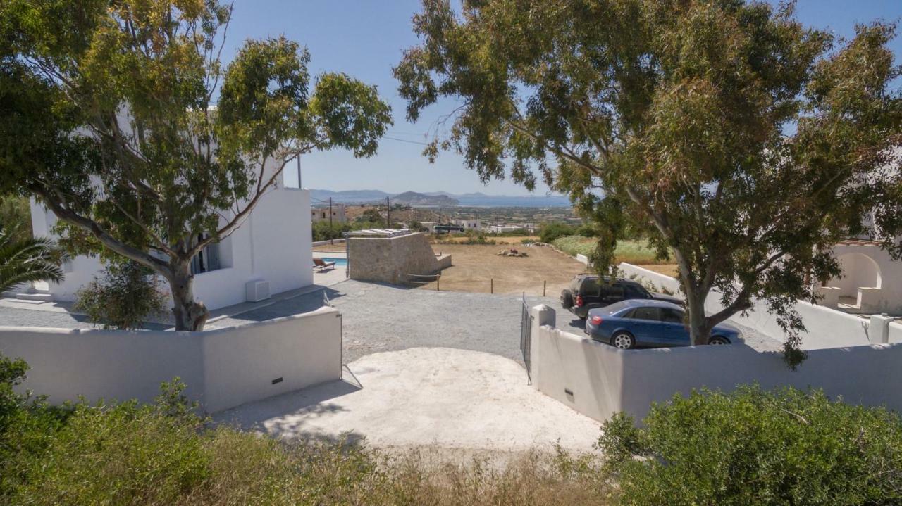 Naxos Infinity Villa And Suites Galanado Экстерьер фото